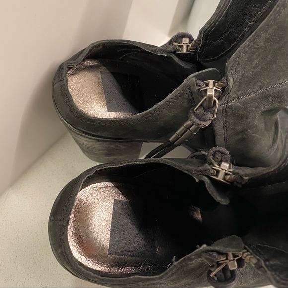 Dolce Vita Black Suede Lennox Women’s Ankle Boots Heels sz 8.5 - Picture 3 of 7